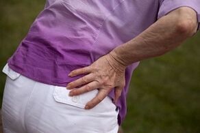 Fájdalom a csípőízületben az ízületi ízületben